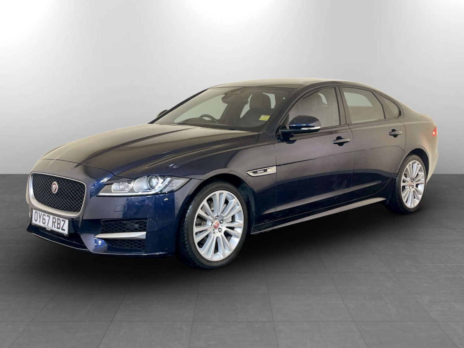 Used Jaguar XF 2017 for sale - 77469937: Photo 6