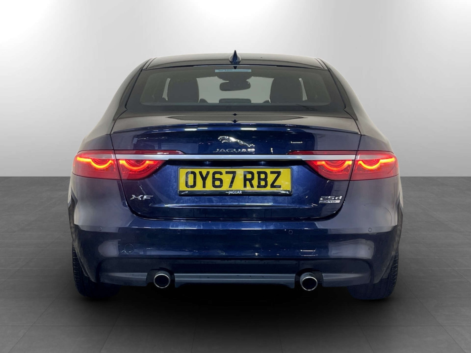 Used Jaguar XF 2017 for sale - 77469937: Photo 9