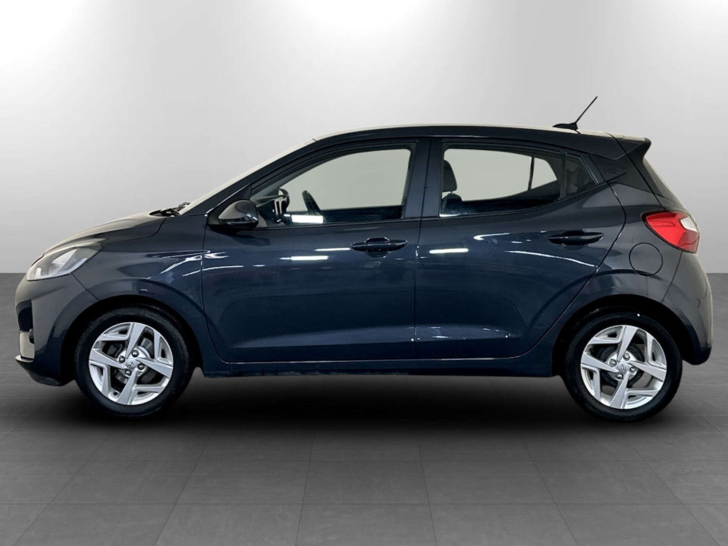 Used Hyundai i10 2023 for sale - 77271528: Photo 7
