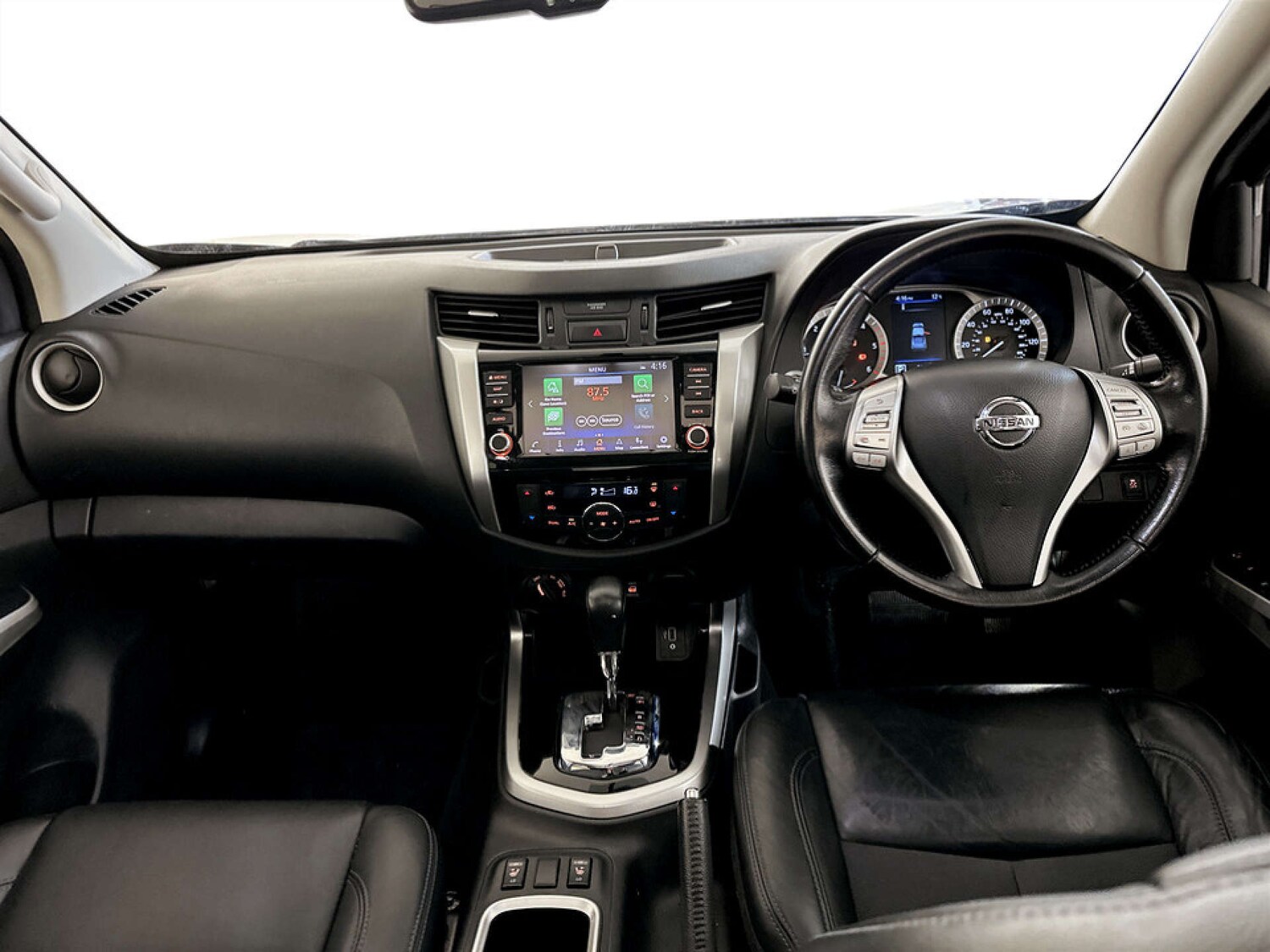 Used Nissan Navara 2021 for sale - 77734960: Photo 3