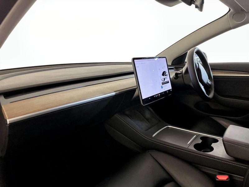 Used Tesla Model 3 2021 for sale - 76363000: Photo 12