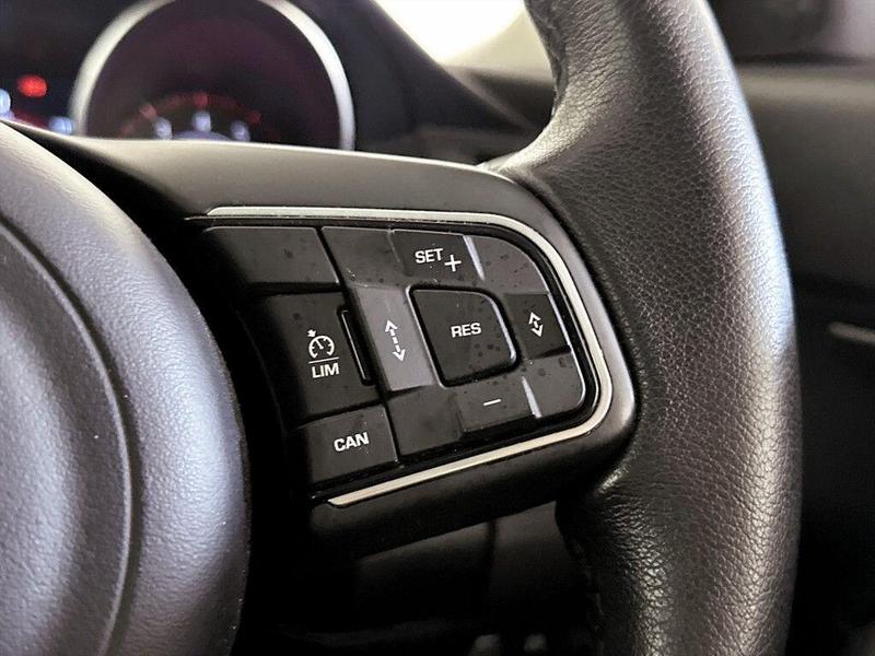 Used Jaguar E-Pace 2018 for sale - 76545291: Photo 19