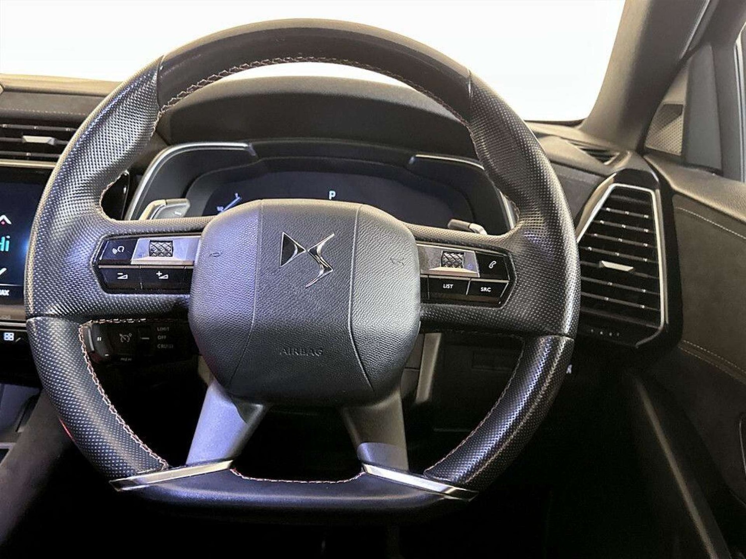 Used DS Automobiles DS 7 Crossback 2020 for sale - 77185954: Photo 16