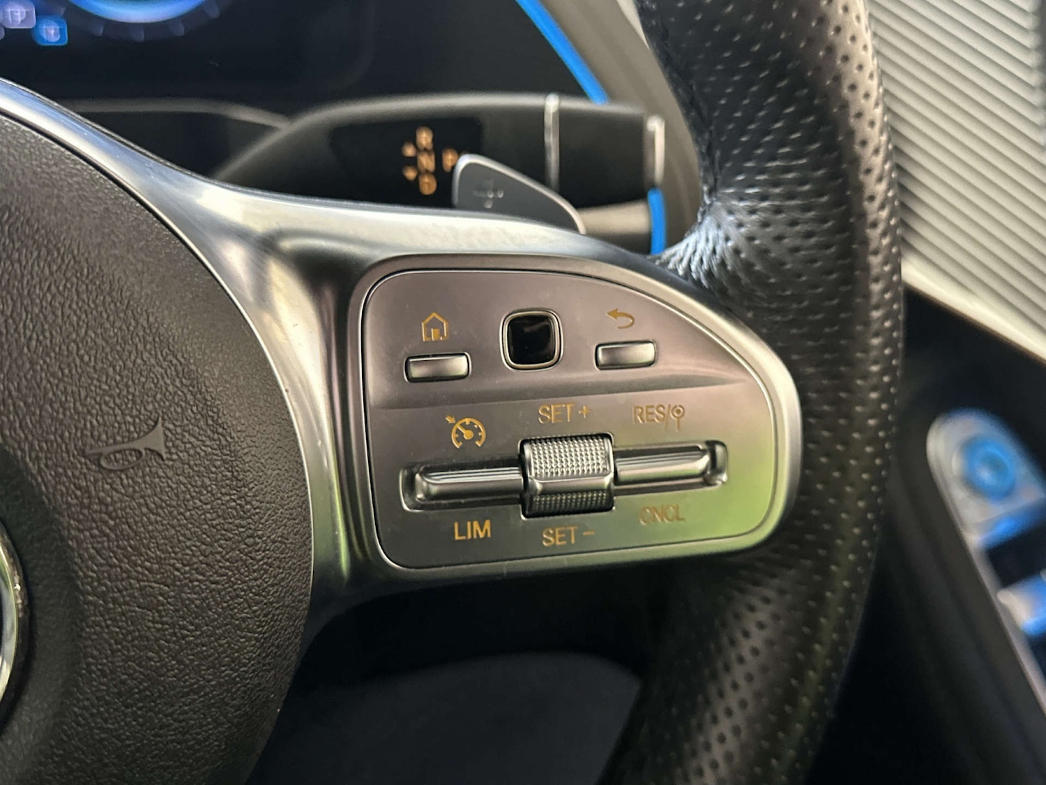 Used Mercedes-Benz EQC 2022 for sale - 78000710: Photo 19