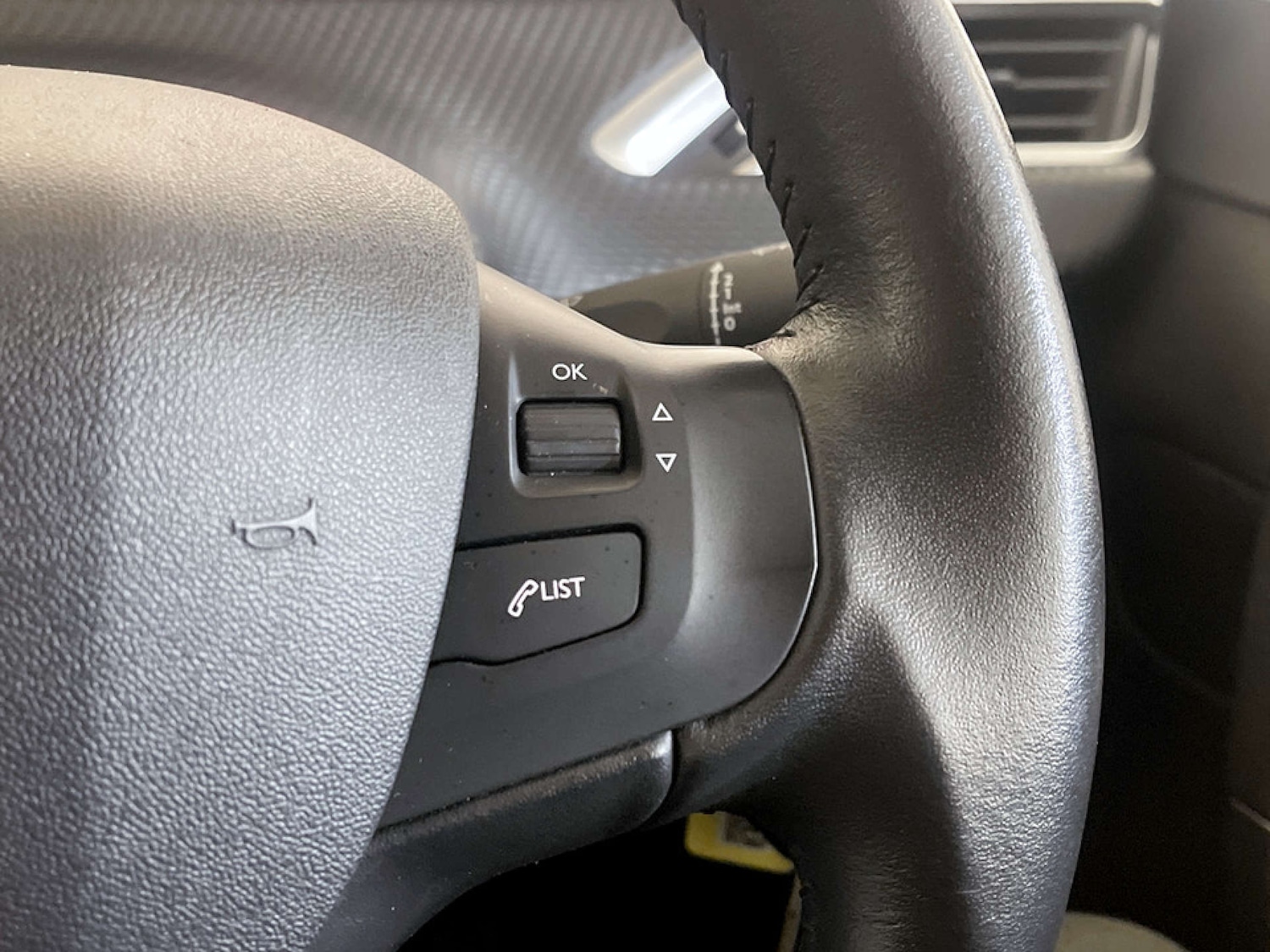 Used Peugeot 2008 2018 for sale - 77604034: Photo 20