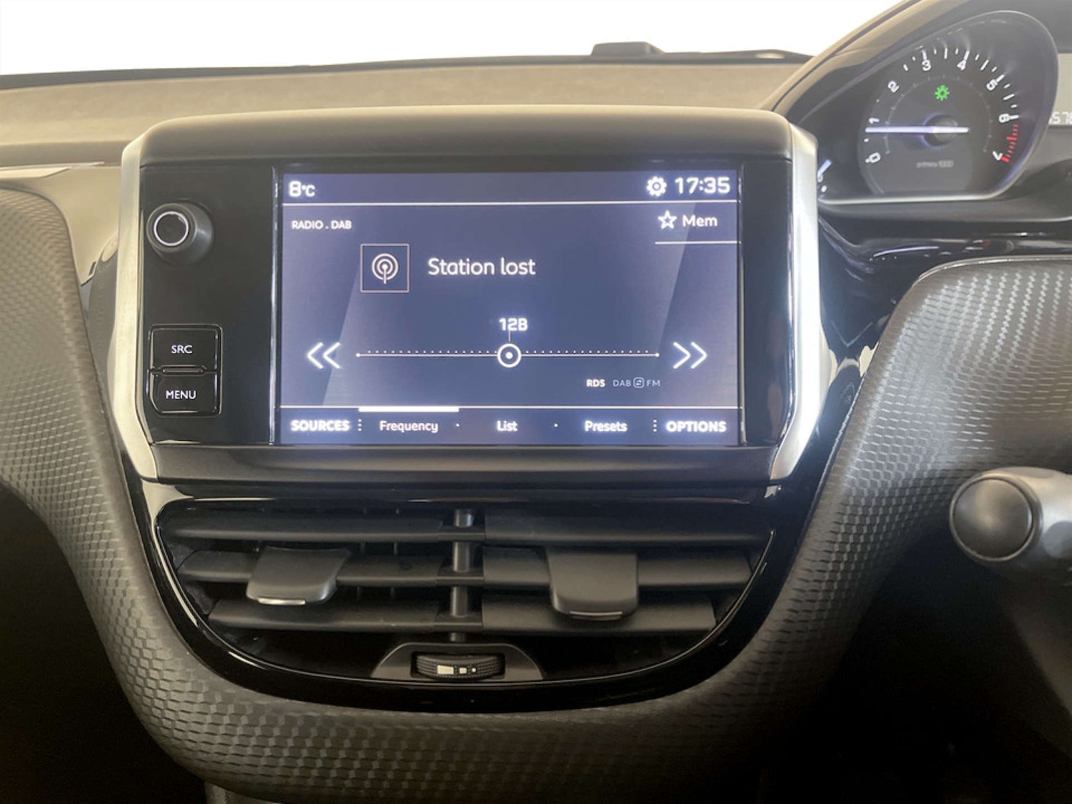 Used Peugeot 2008 2018 for sale - 77604034: Photo 21