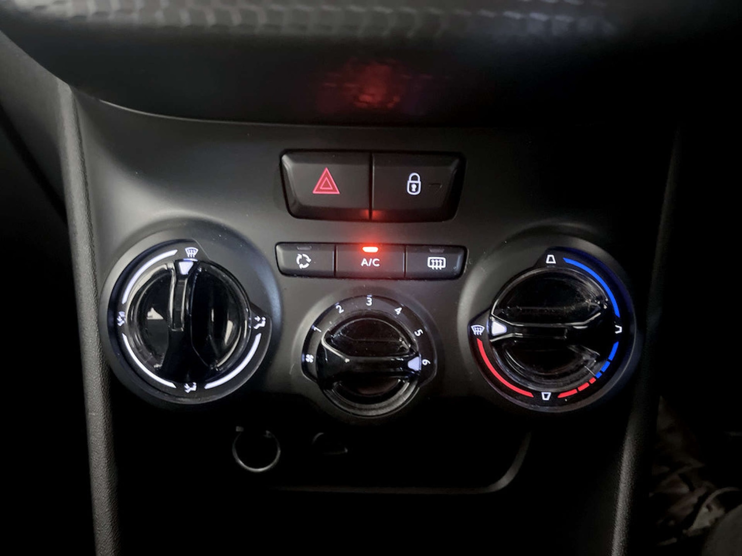 Used Peugeot 2008 2018 for sale - 77604034: Photo 25