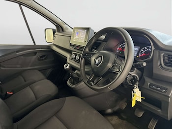Used Renault Trafic 2023 for sale - 78736181: Photo