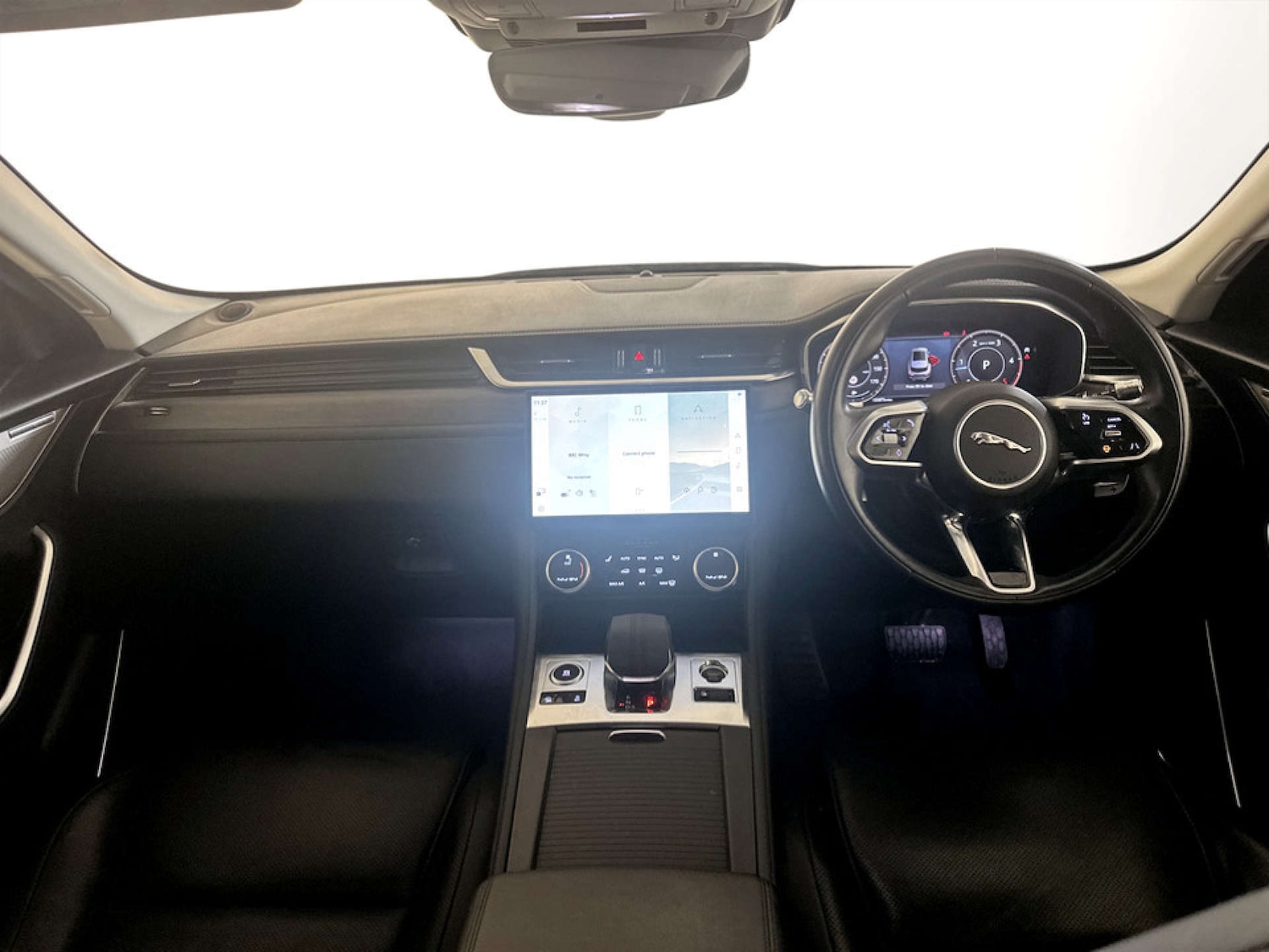 Used Jaguar F-Pace 2021 for sale - 77186126: Photo 3