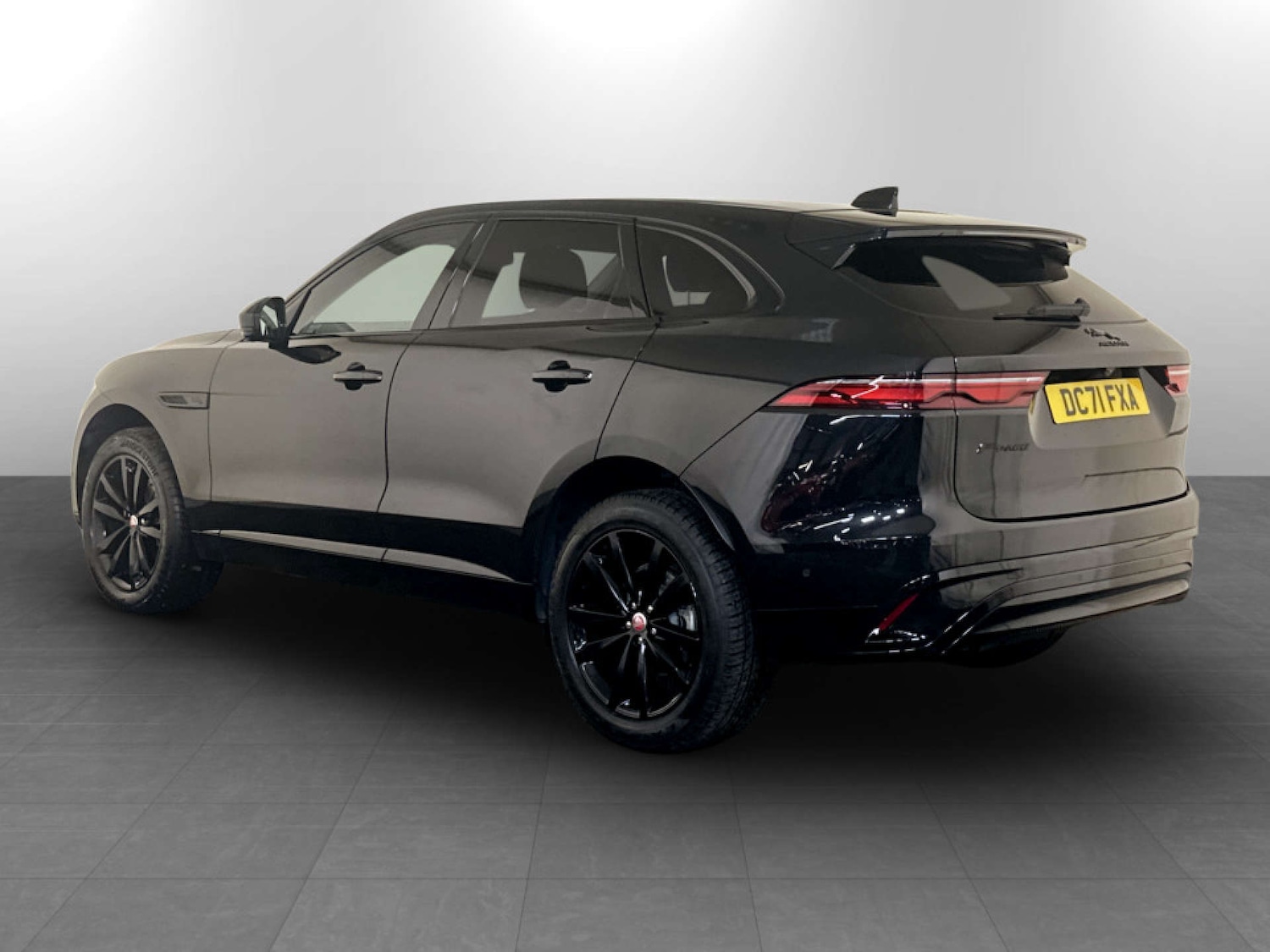 Used Jaguar F-Pace 2021 for sale - 77186126: Photo 8
