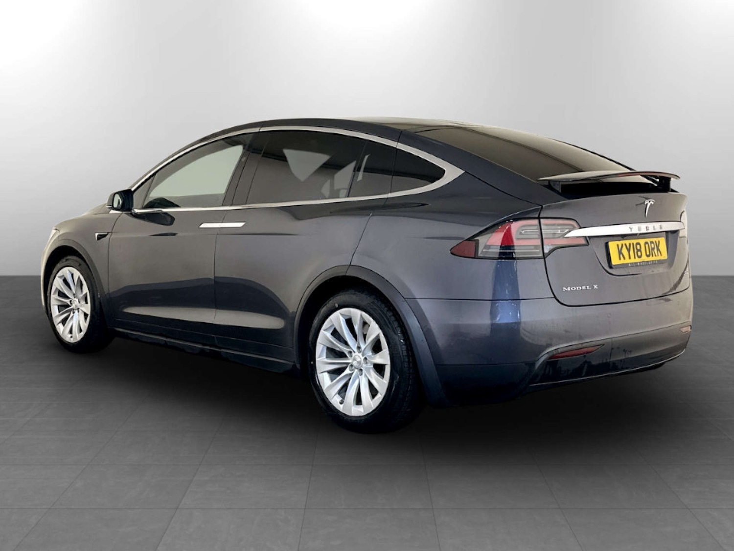 Used Tesla Model X 2018 for sale - 77186074: Photo 8