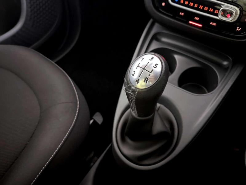 Used smart fortwo 2018 for sale - 76919937: Photo 24