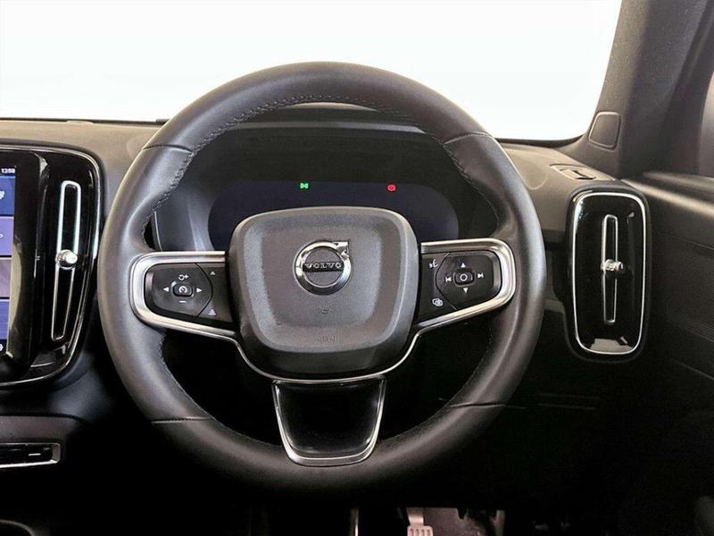 Used Volvo XC40 2022 for sale - 76826037: Photo 16