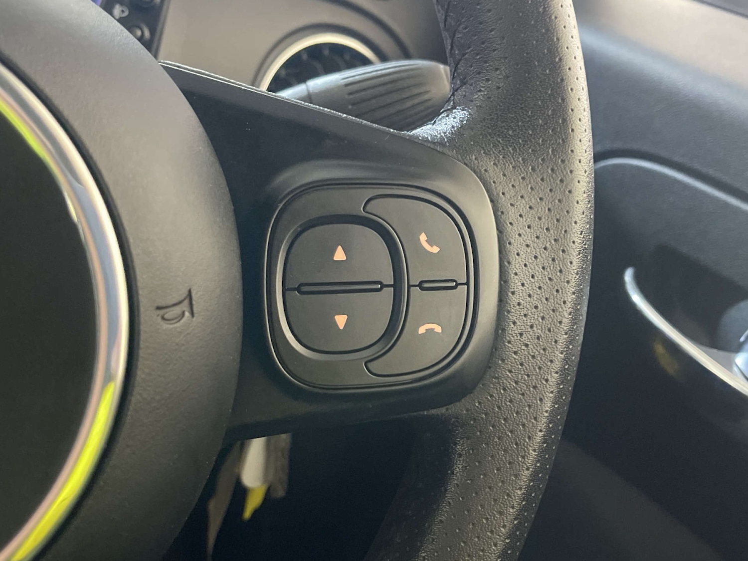 Used Abarth 595 2022 for sale - 77900940: Photo 21