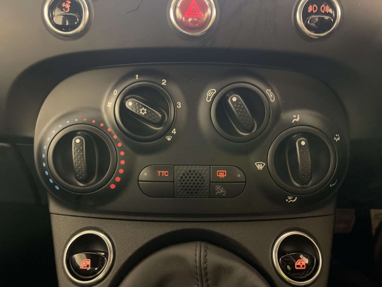 Used Abarth 595 2022 for sale - 77900940: Photo 26