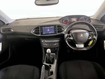 Used Peugeot 308 2019 for sale - 75260617: Photo
