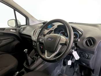 Used Ford Transit Courier 2018 for sale - 74970473: Photo
