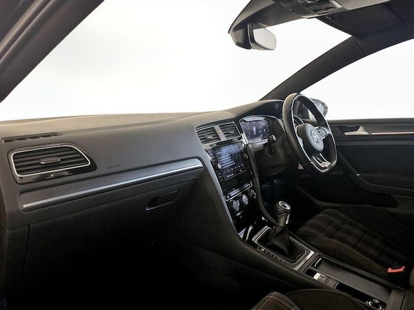 Used Volkswagen Golf 2019 for sale - 75712701: Photo 12
