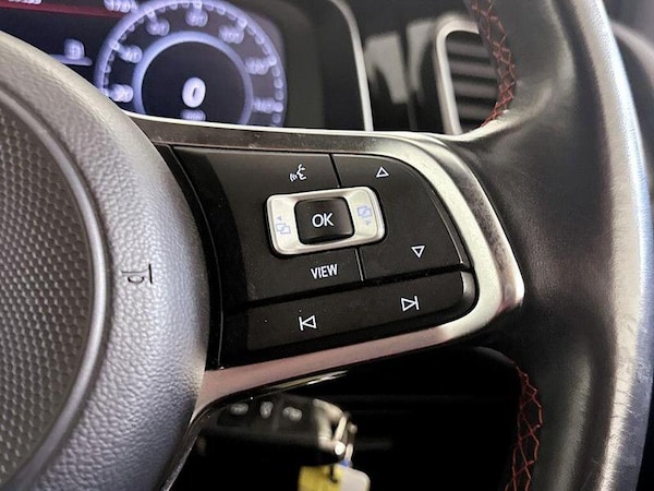 Used Volkswagen Golf 2019 for sale - 75712701: Photo 18