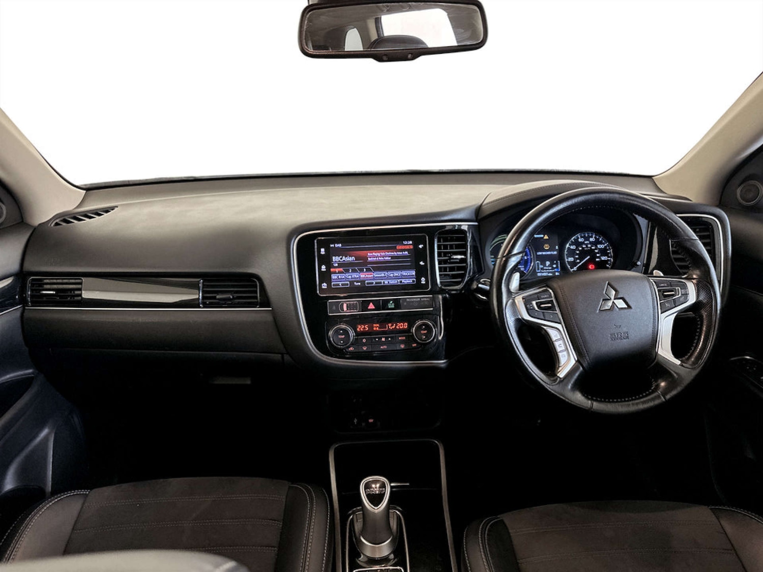 Used Mitsubishi Outlander 2019 for sale - 77261402: Photo 3