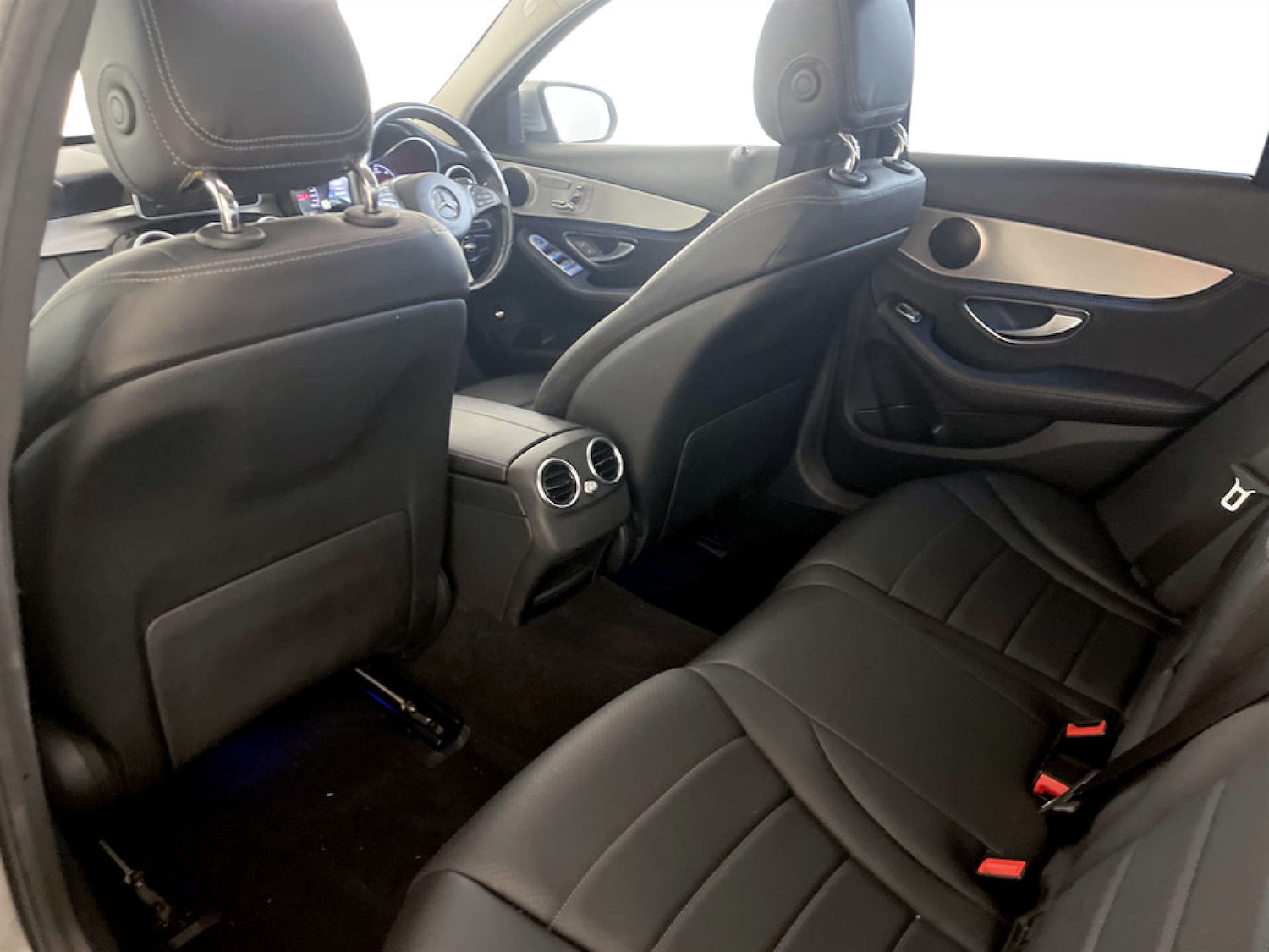 Used Mercedes-Benz C Class 2016 for sale - 77667928: Photo 14