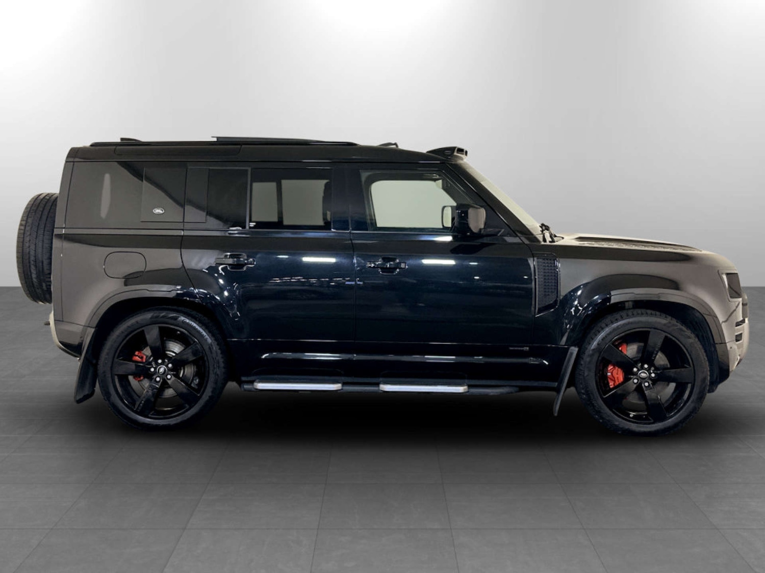 Used Land Rover Defender 110 2020 for sale - 77186137: Photo 11