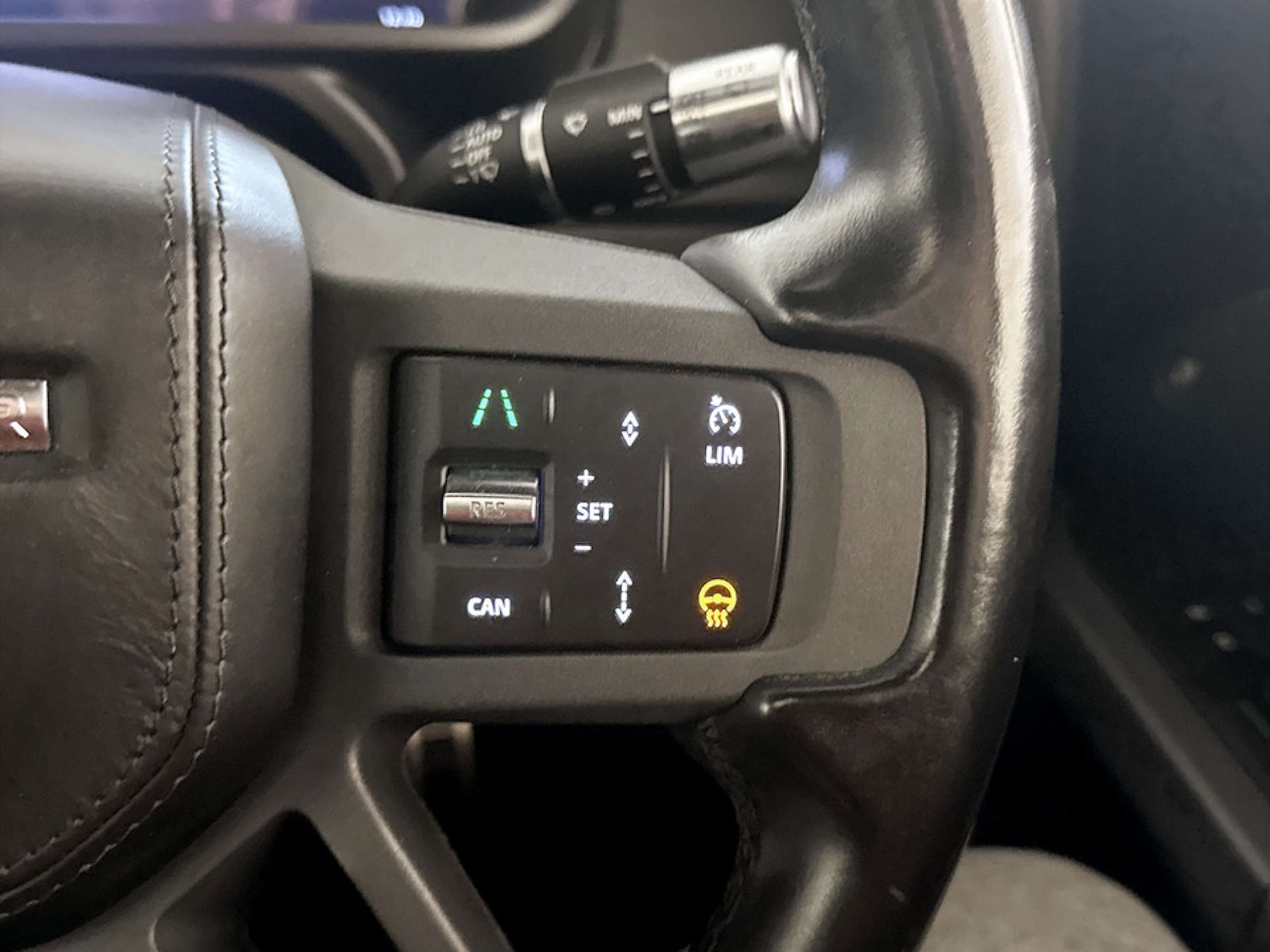 Used Land Rover Defender 110 2020 for sale - 77186137: Photo 21