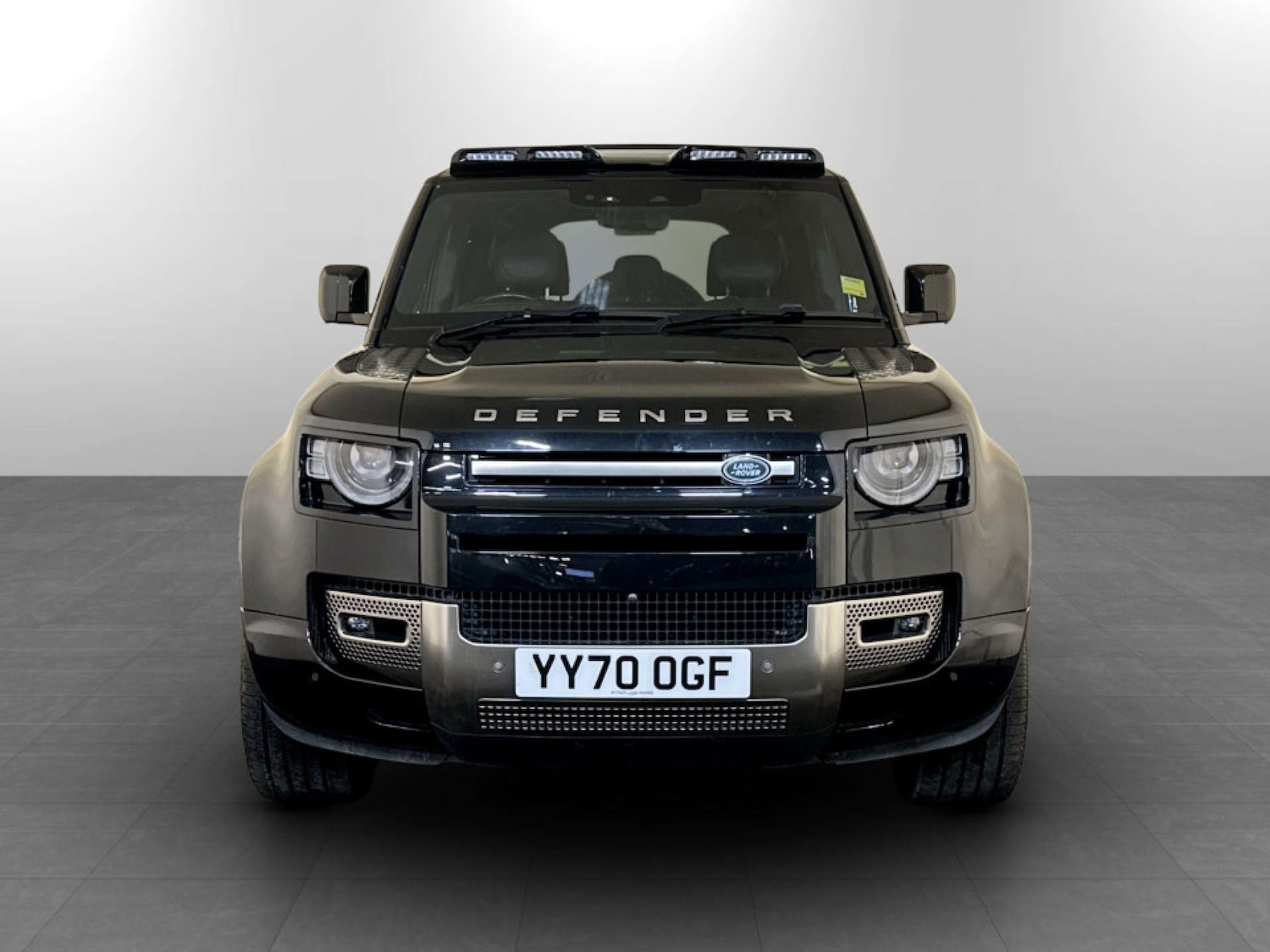 Used Land Rover Defender 110 2020 for sale - 77186137: Photo 5