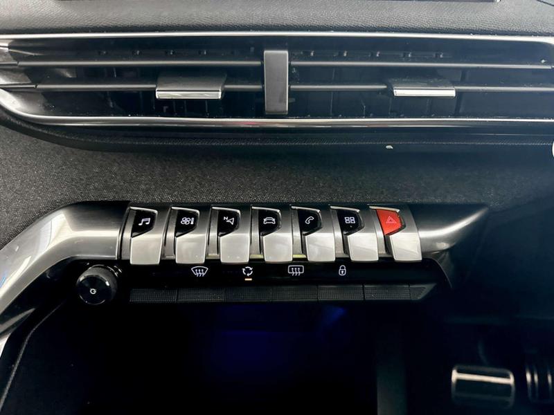 Used Peugeot 3008 2017 for sale - 76918375: Photo 22