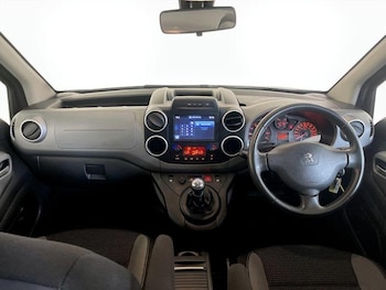 Used Peugeot Partner Tepee 2018 for sale - 75969427: Photo