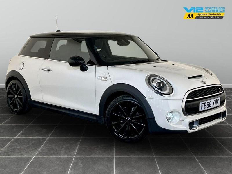 Used MINI Hatch 2018 for sale - 76234898: Photo 1