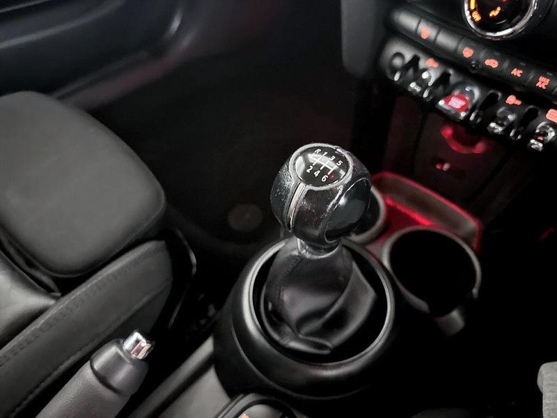 Used MINI Hatch 2018 for sale - 76234898: Photo 27