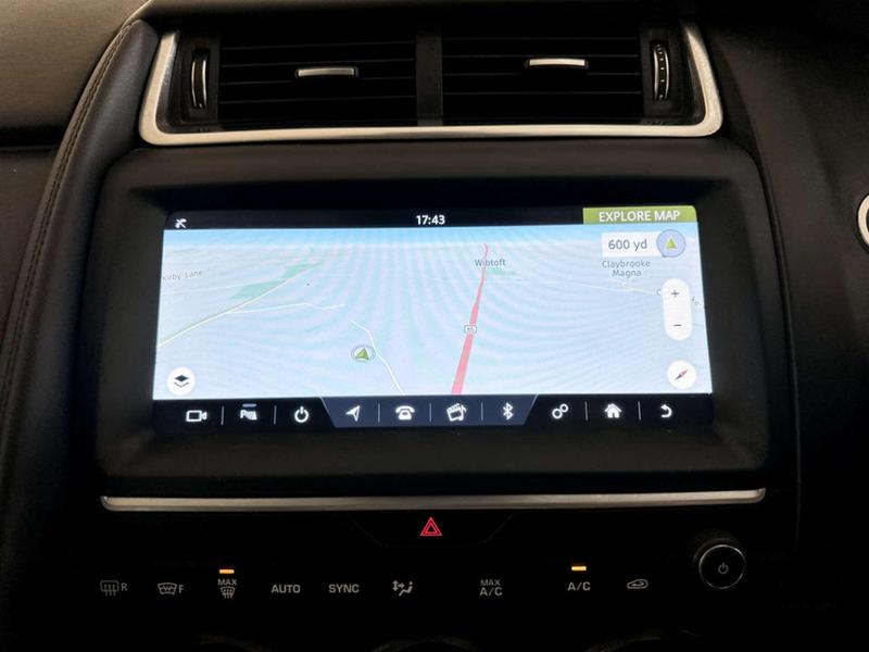 Used Jaguar E-Pace 2019 for sale - 76960934: Photo 25