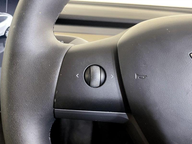 Used Tesla Model Y 2022 for sale - 76539451: Photo 18