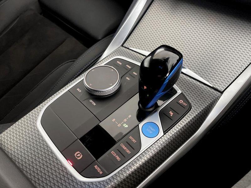 Used BMW i4 2022 for sale - 76534468: Photo 25