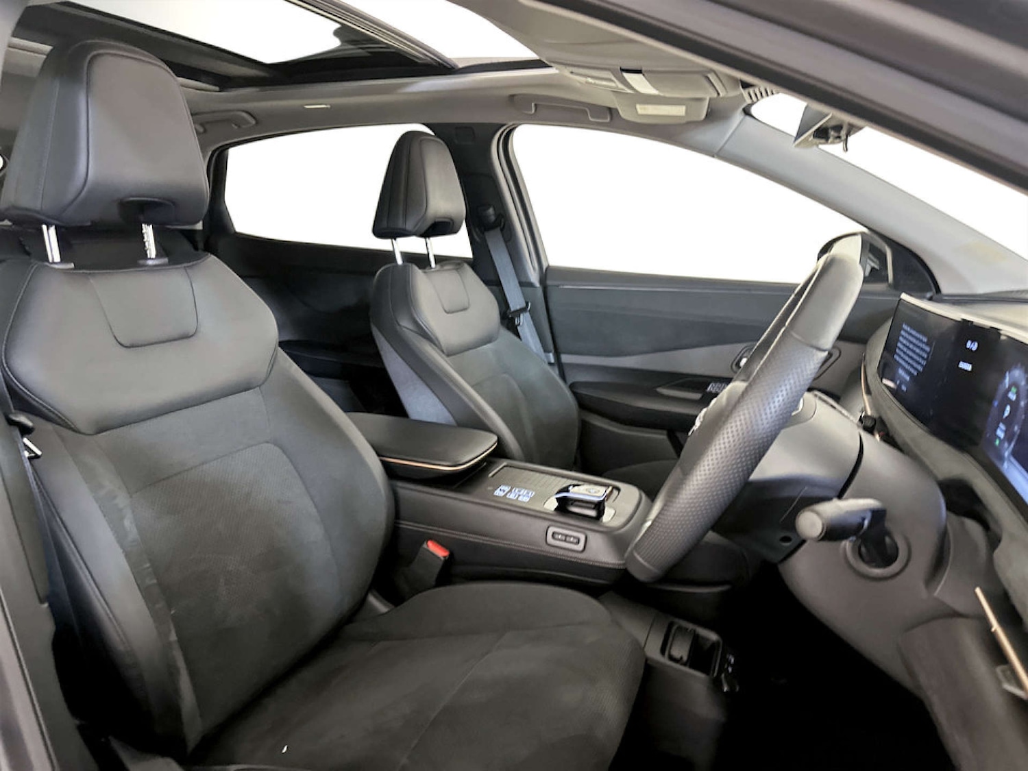 Used Nissan ARIYA 2024 for sale - 77805553: Photo 13