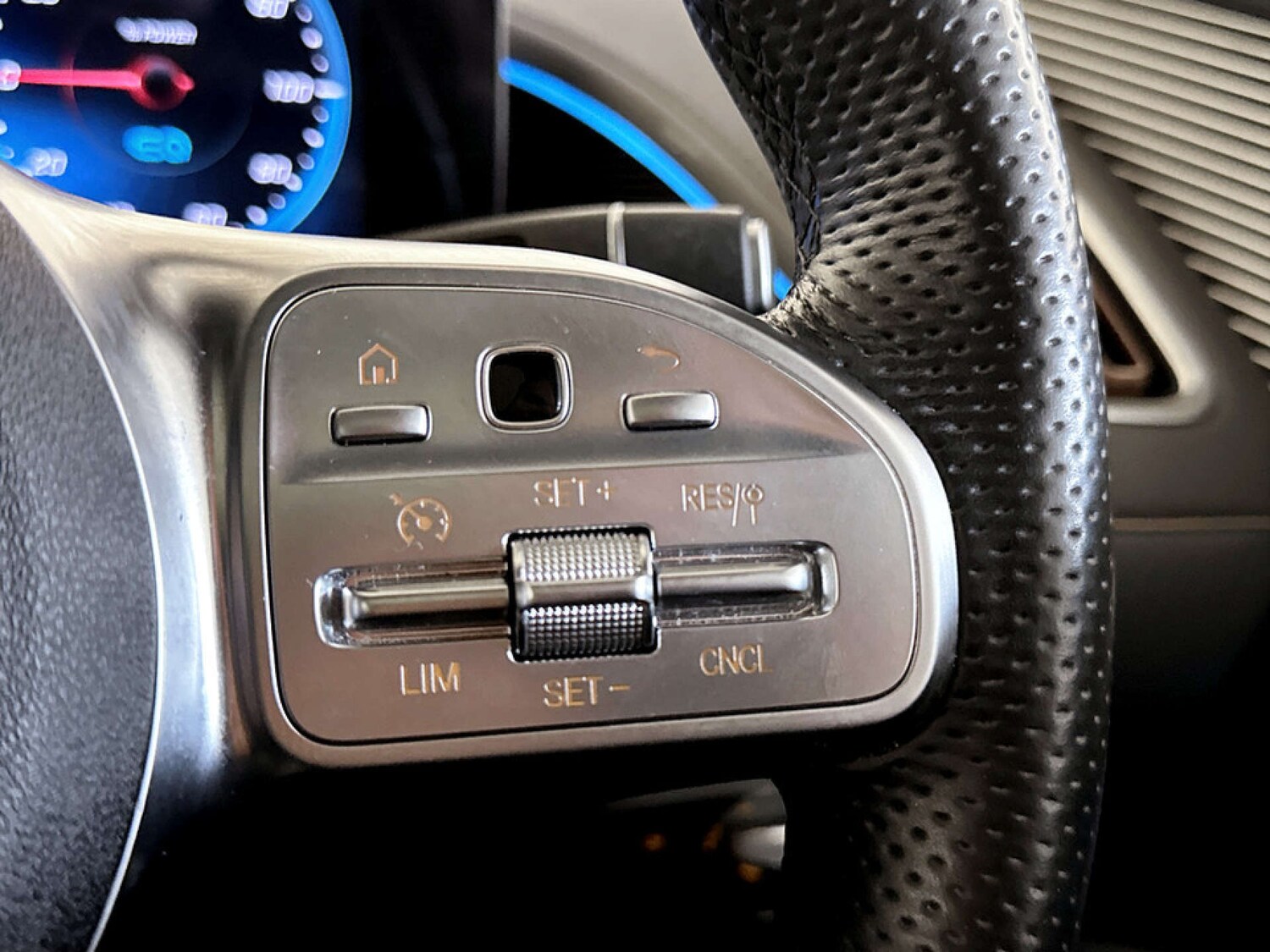 Used Mercedes-Benz EQC 2021 for sale - 77495052: Photo 20