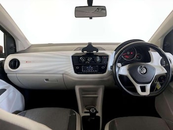 Used Volkswagen up! 2016 for sale - 76710169: Photo