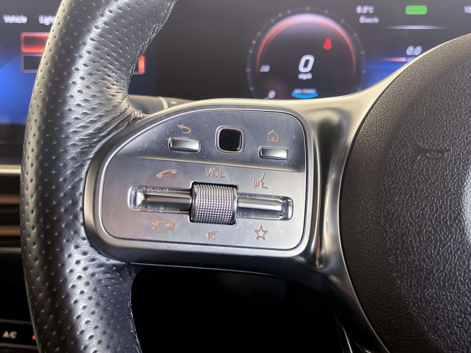 Used Mercedes-Benz EQC 2021 for sale - 77186088: Photo 18