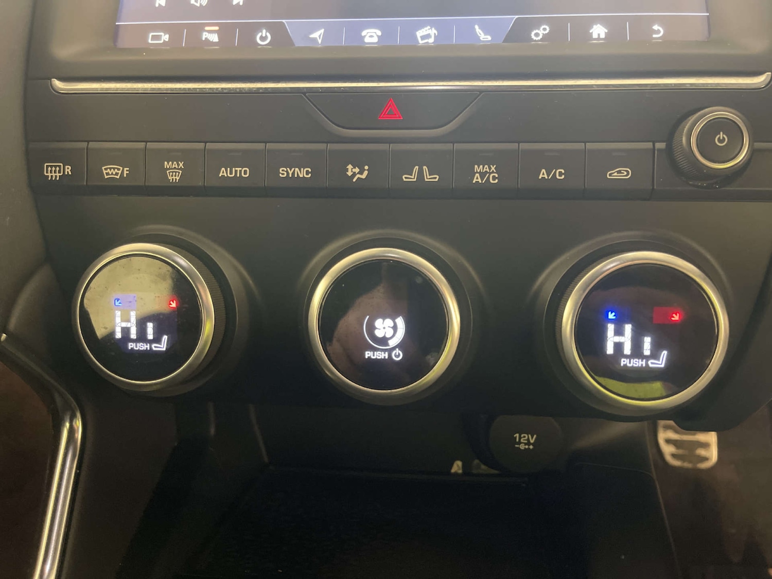 Used Jaguar E-Pace 2019 for sale - 77950420: Photo 24