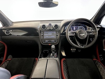 Used Bentley Bentayga 2019 for sale - 76706059: Photo
