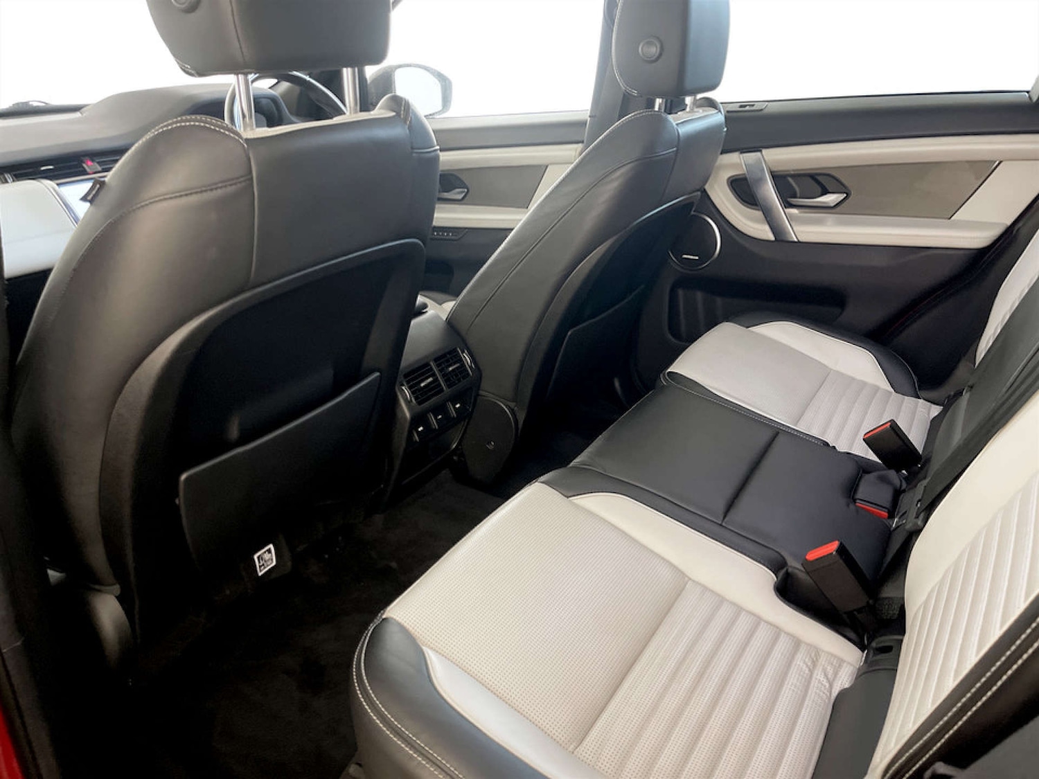 Used Land Rover Discovery Sport 2020 for sale - 77186086: Photo 15