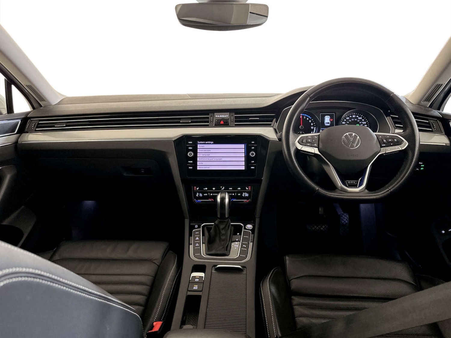 Used Volkswagen Passat 2021 for sale - 77403468: Photo 3