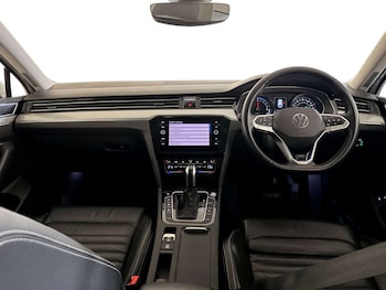 Used Volkswagen Passat 2021 for sale - 77403468: Photo