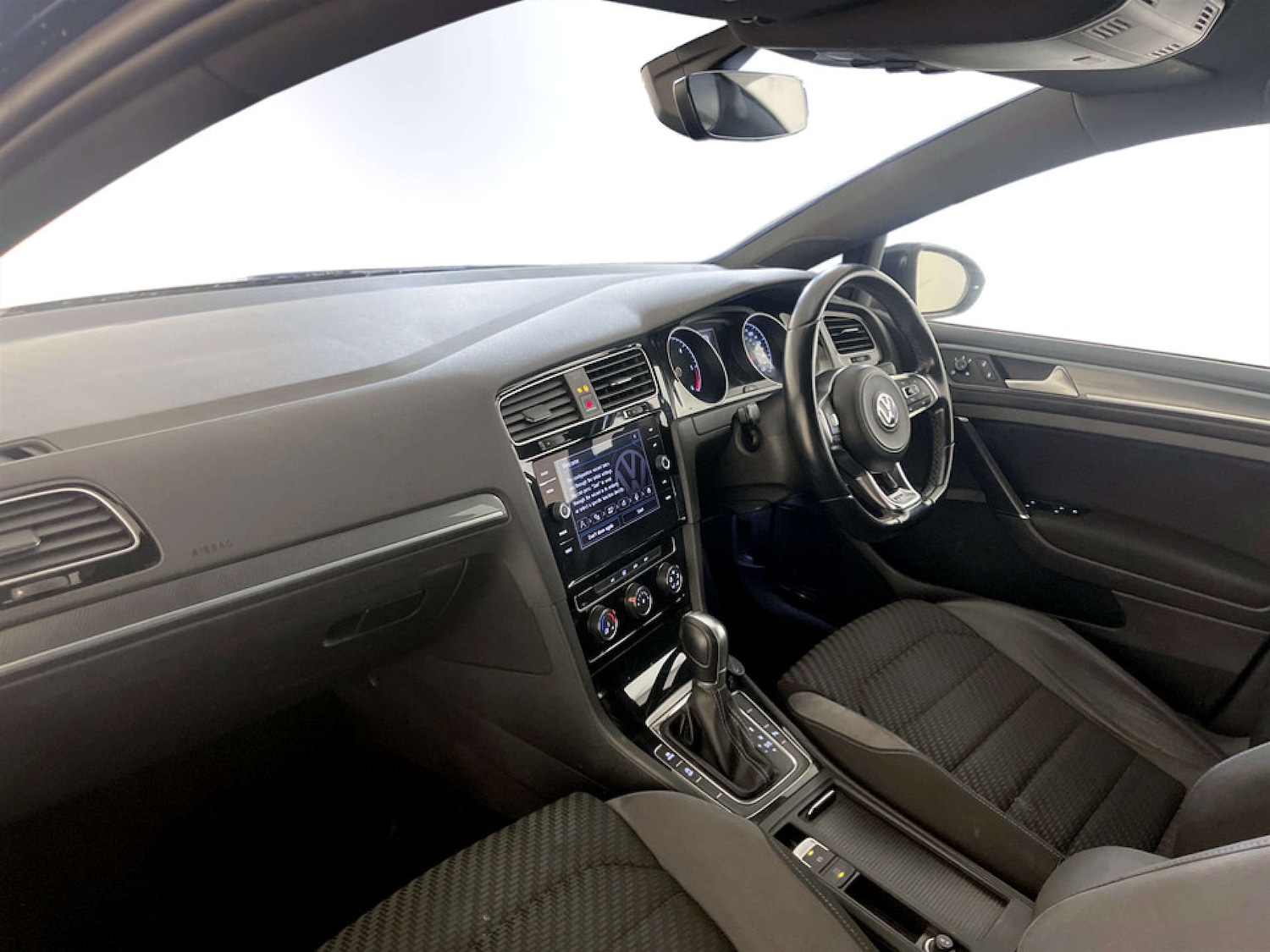 Used Volkswagen Golf 2018 for sale - 77249238: Photo 12