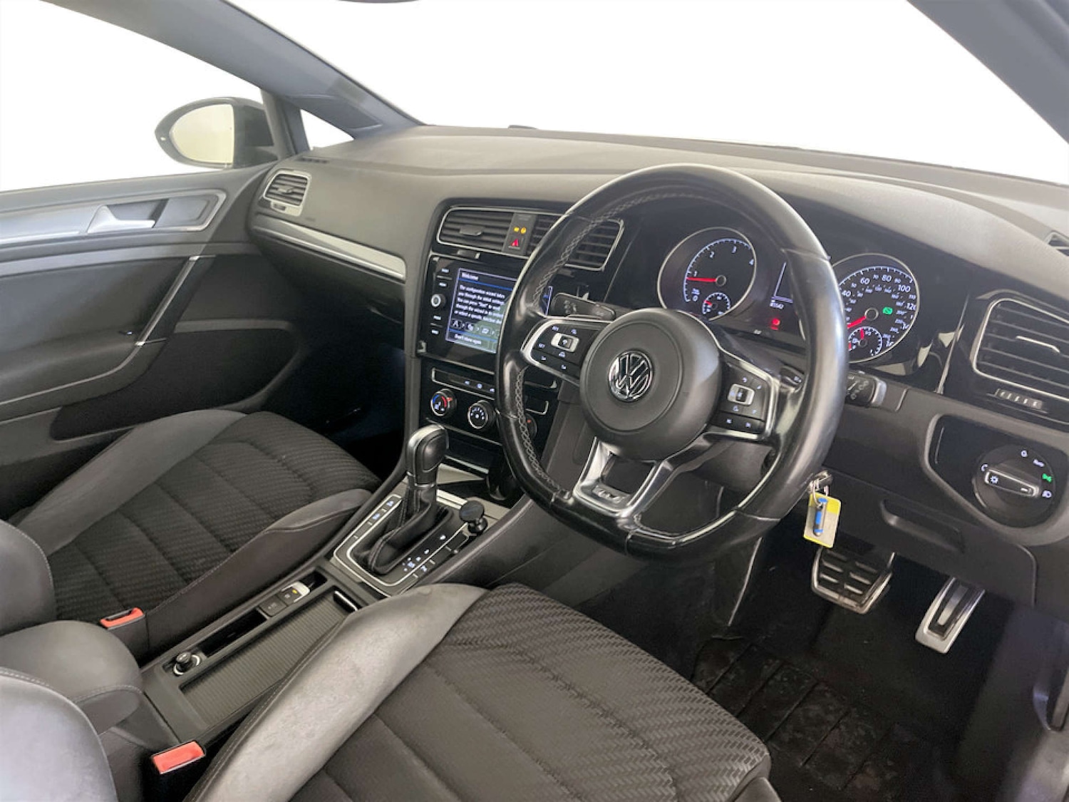 Used Volkswagen Golf 2018 for sale - 77249238: Photo 15