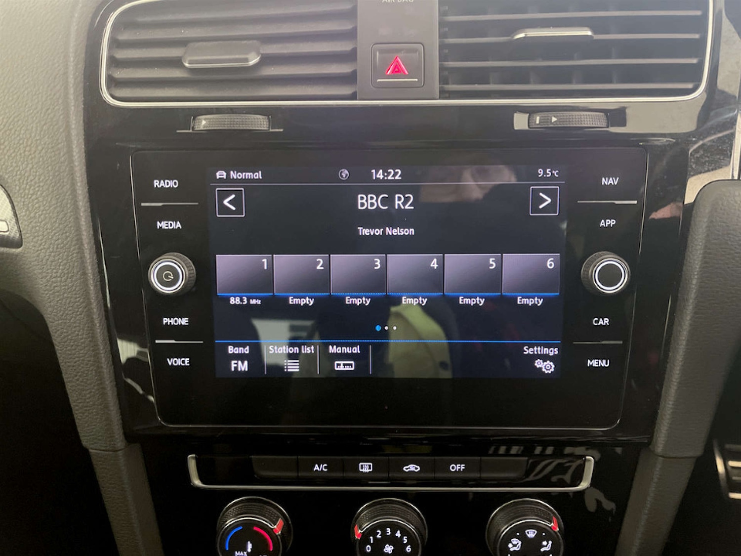 Used Volkswagen Golf 2018 for sale - 77249238: Photo 22