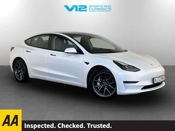 2022 - Long Range AWD 4dr Auto