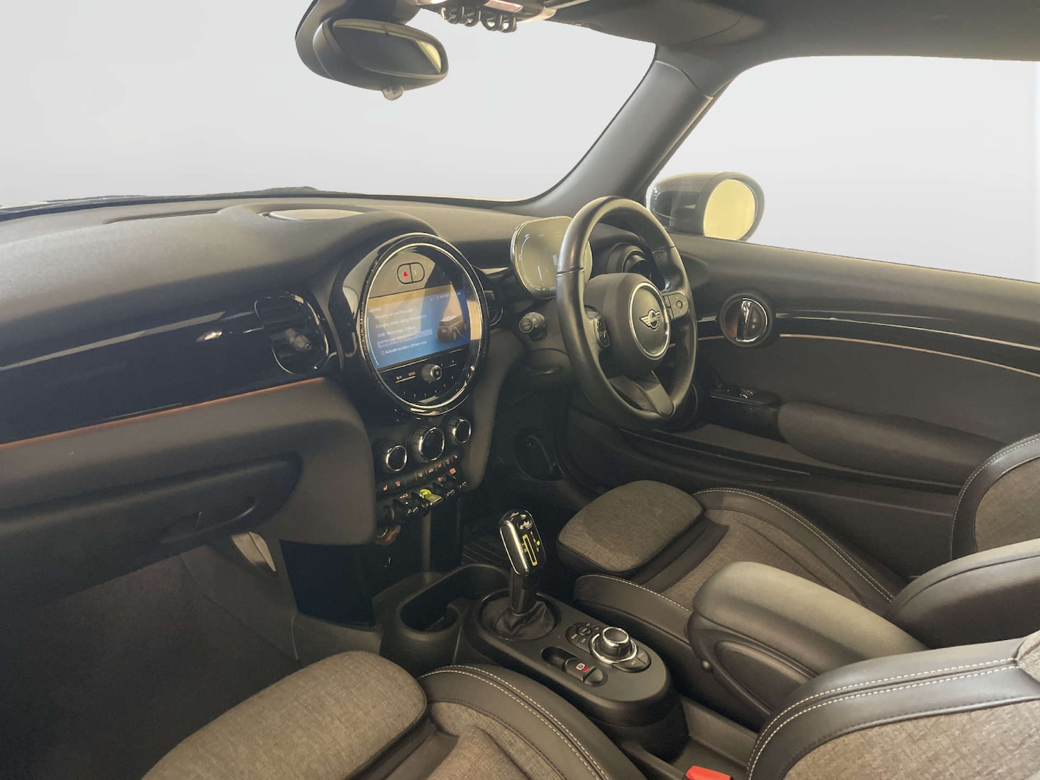 Used MINI Hatch 2022 for sale - 77920685: Photo 12