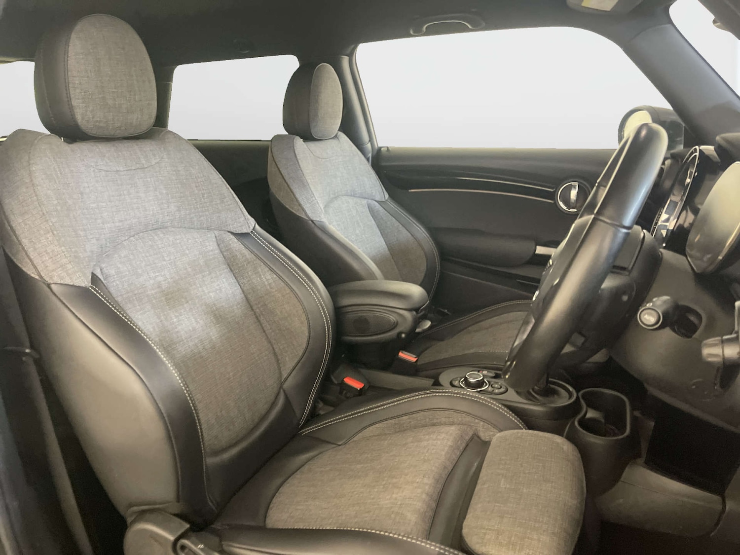 Used MINI Hatch 2022 for sale - 77920685: Photo 13